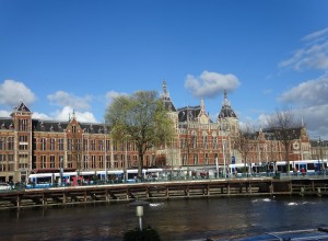 2-6オランダ　アムステルダム　中央駅